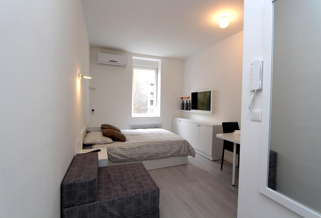 Apartments Simple Teslina Zagreb Luaran gambar